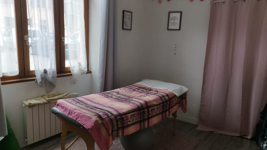 Massage Chi Nei Tsang à Sain Bel prche de L'Arbresle